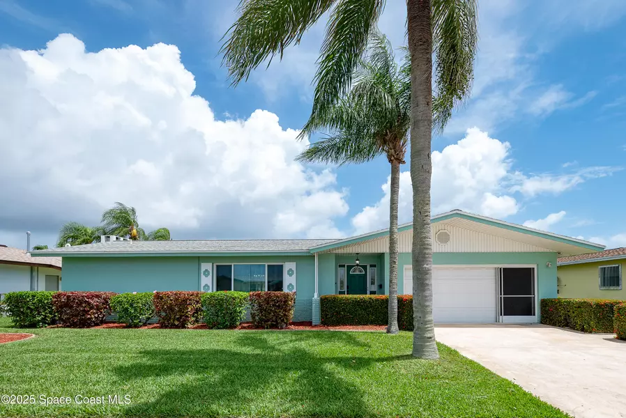 1290 Island DR, Merritt Island, FL 32952