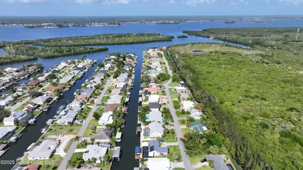 Melbourne Beach, FL 32951,351 Nikomas WAY