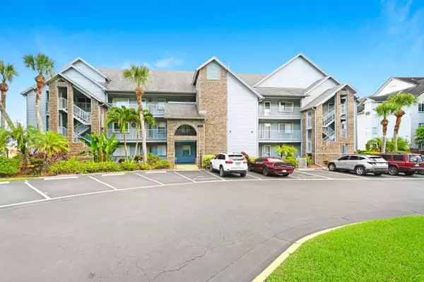 Titusville, FL 32780,565 Shadow Wood LN #335