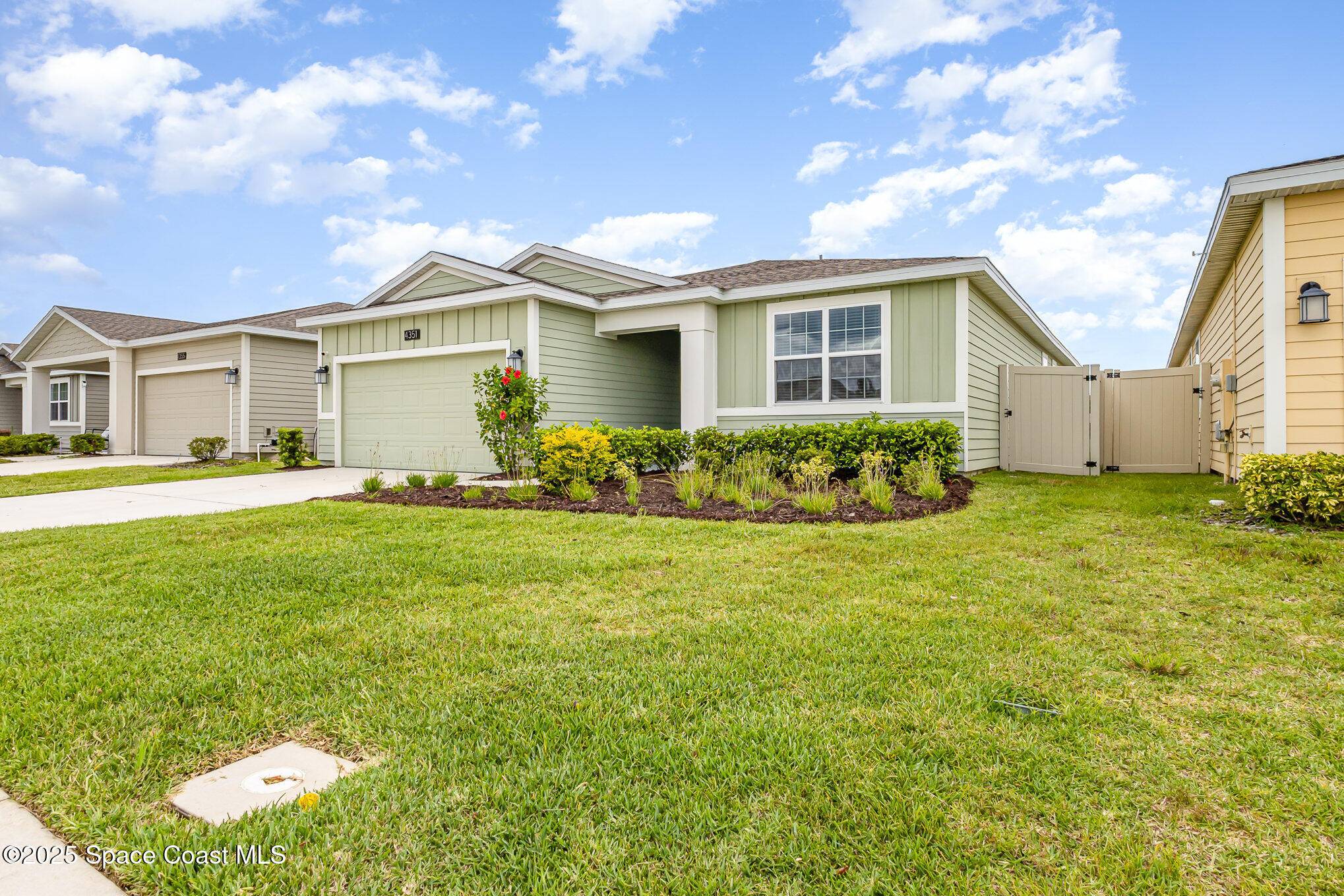 4351 Finch LN, Kissimmee, FL 34746