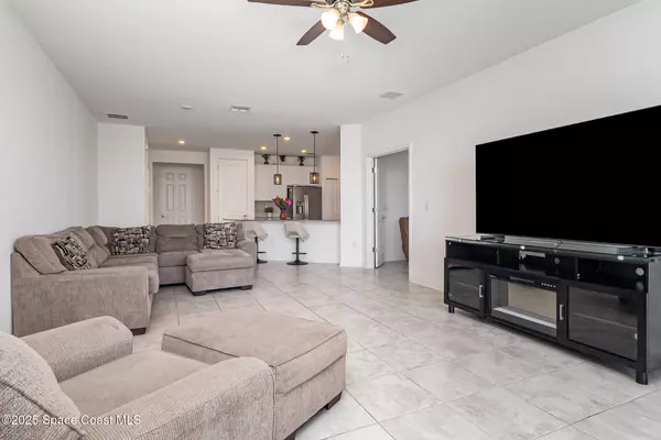 Kissimmee, FL 34746,4351 Finch LN