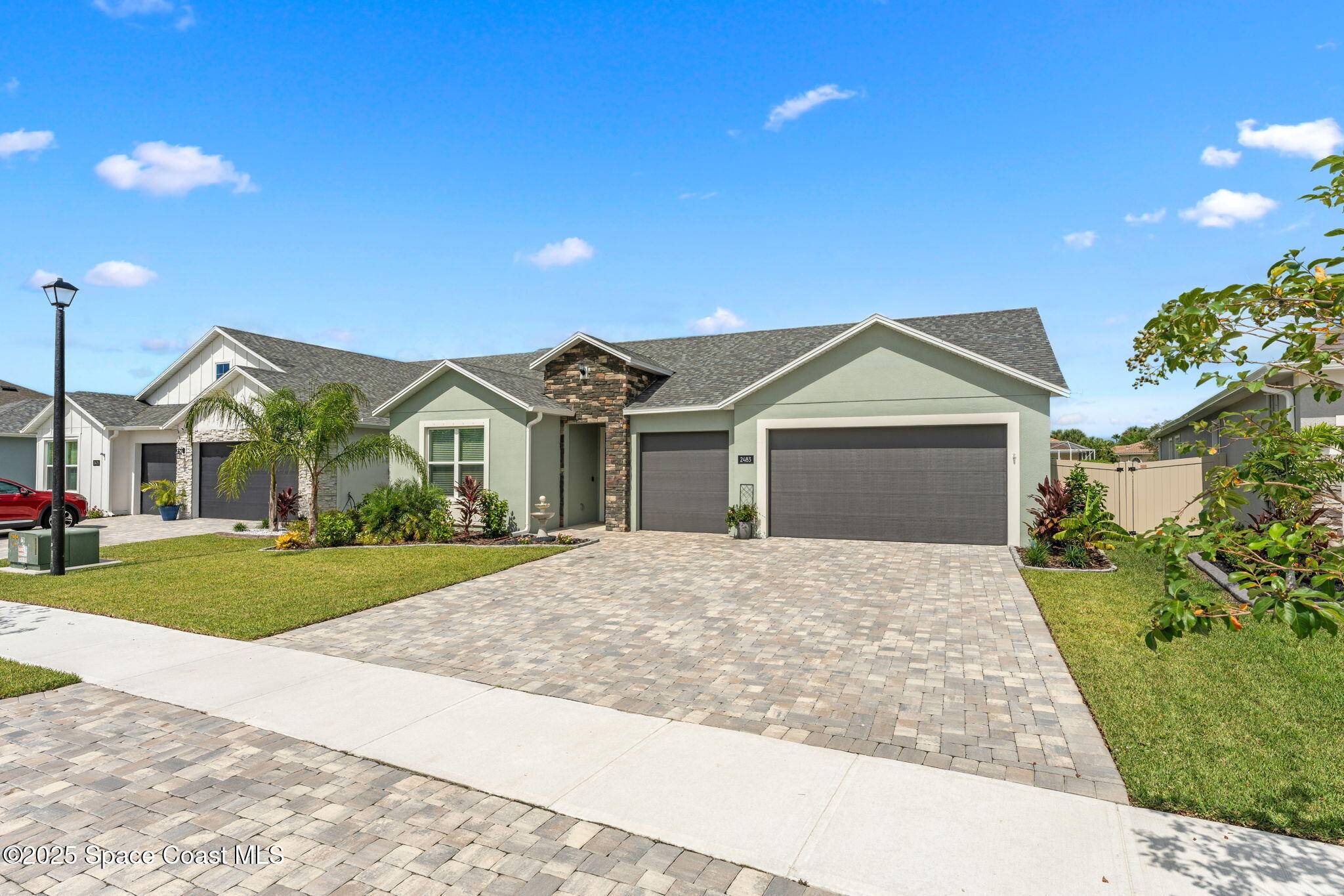 Palm Bay, FL 32909,2483 Middlebury DR