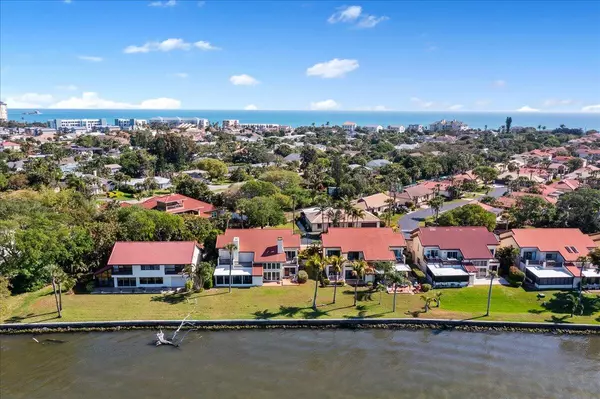 Melbourne Beach, FL 32951,3104 River Villa WAY #201