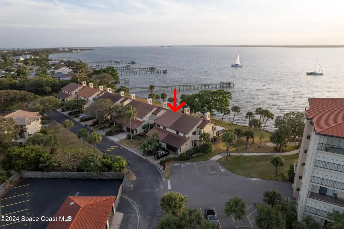 Melbourne Beach, FL 32951,3232 River Villa WAY