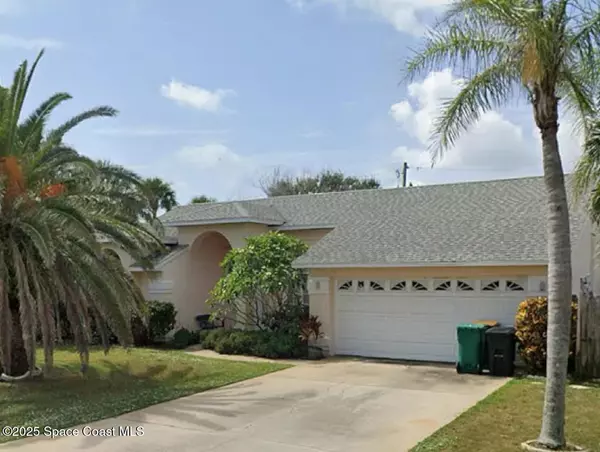 135 Richards RD, Melbourne Beach, FL 32951
