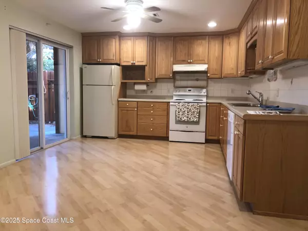 Cape Canaveral, FL 32920,8709 Lantana CT