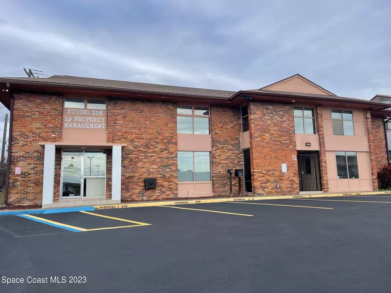 414 High Point DR #2, Cocoa, FL 32926