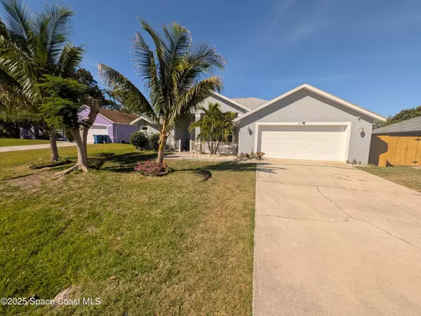 687 Americana BLVD NW, Palm Bay, FL 32907