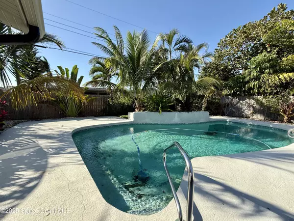 1525 Mercury ST, Merritt Island, FL 32953