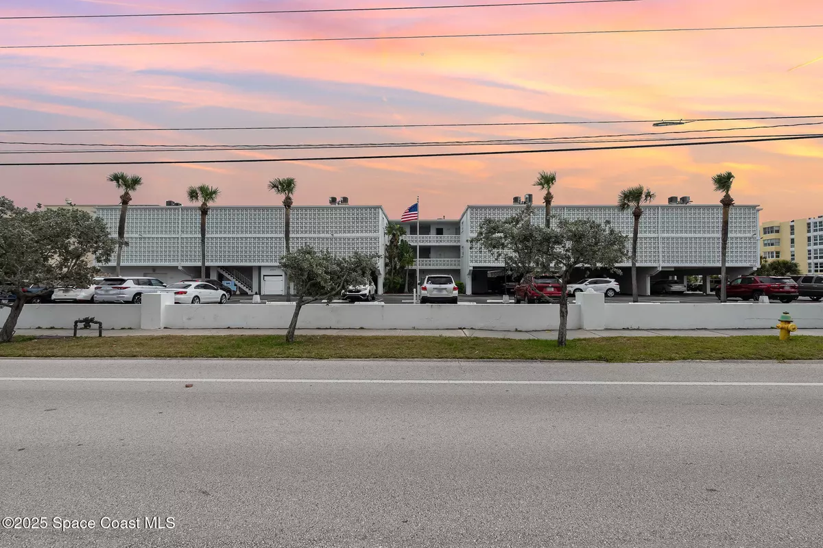 Cocoa Beach, FL 32931,4800 Ocean Beach BLVD #228
