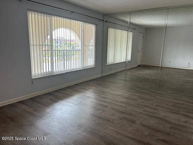 Cocoa Beach, FL 32931,201 St Lucie LN #209