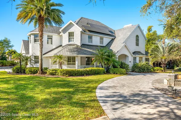 440 Mallard LN, Indialantic, FL 32903