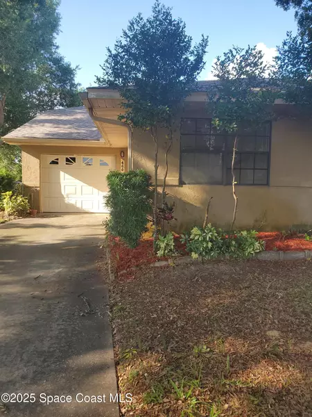 460 L M Davey LN, Titusville, FL 32780