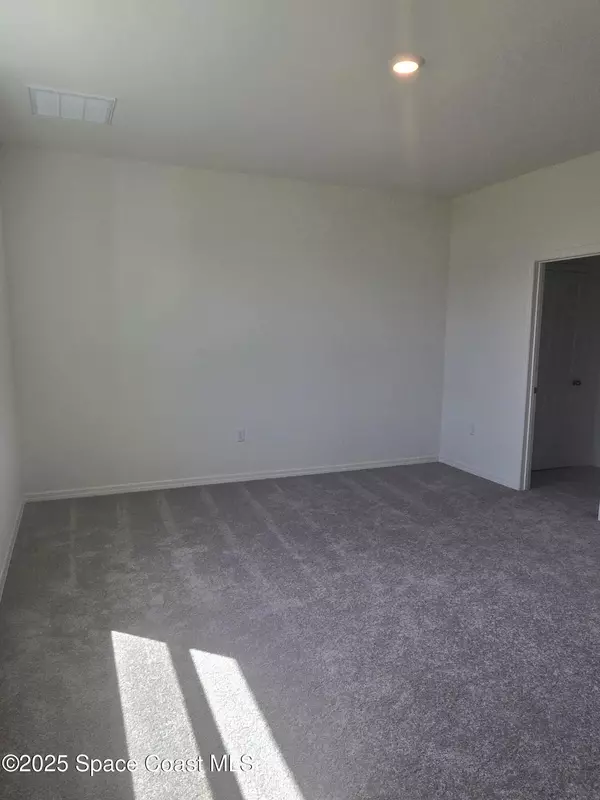 Palm Bay, FL 32909,530 Breakwater ST SE
