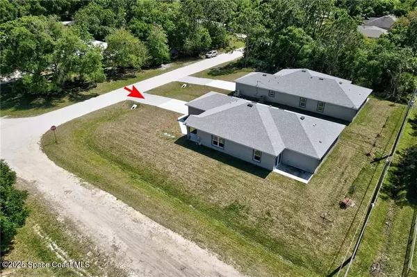 Vero Beach, FL 32967,8585 100th AVE