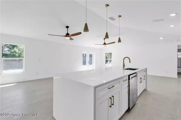 Vero Beach, FL 32967,8815 100th CT