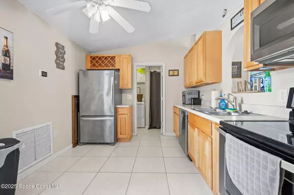 Melbourne, FL 32935,2977 Sebastian LN