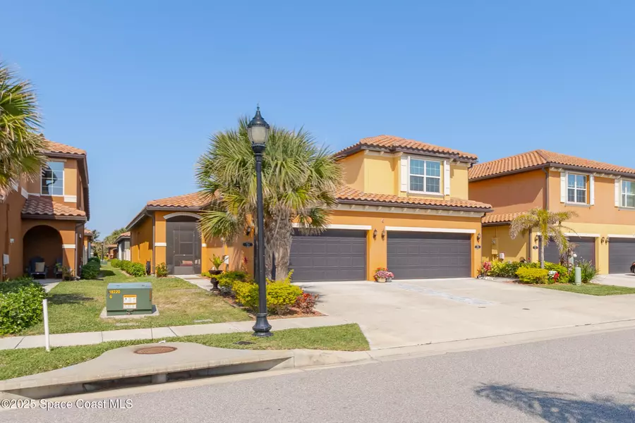 724 Carlsbad DR, Satellite Beach, FL 32937