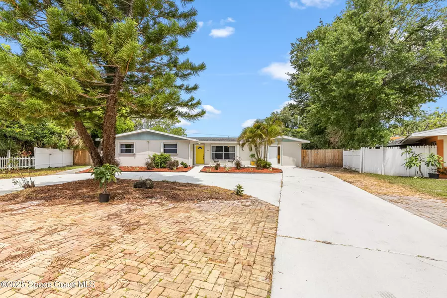 24 Hardee CIR N, Rockledge, FL 32955