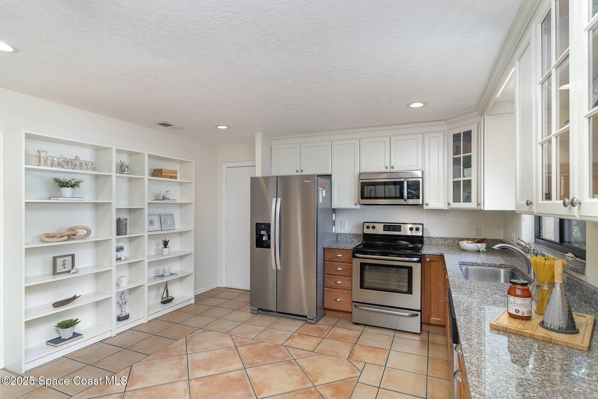 Cocoa Beach, FL 32931,380 N 2nd ST