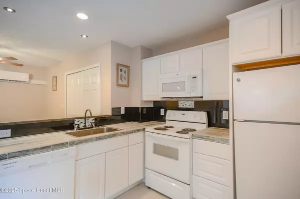 Daytona Beach, FL 32118,208 Zelda BLVD