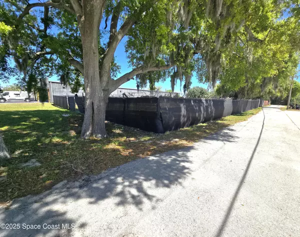 Cocoa, FL 32926,3690 N Highway 1