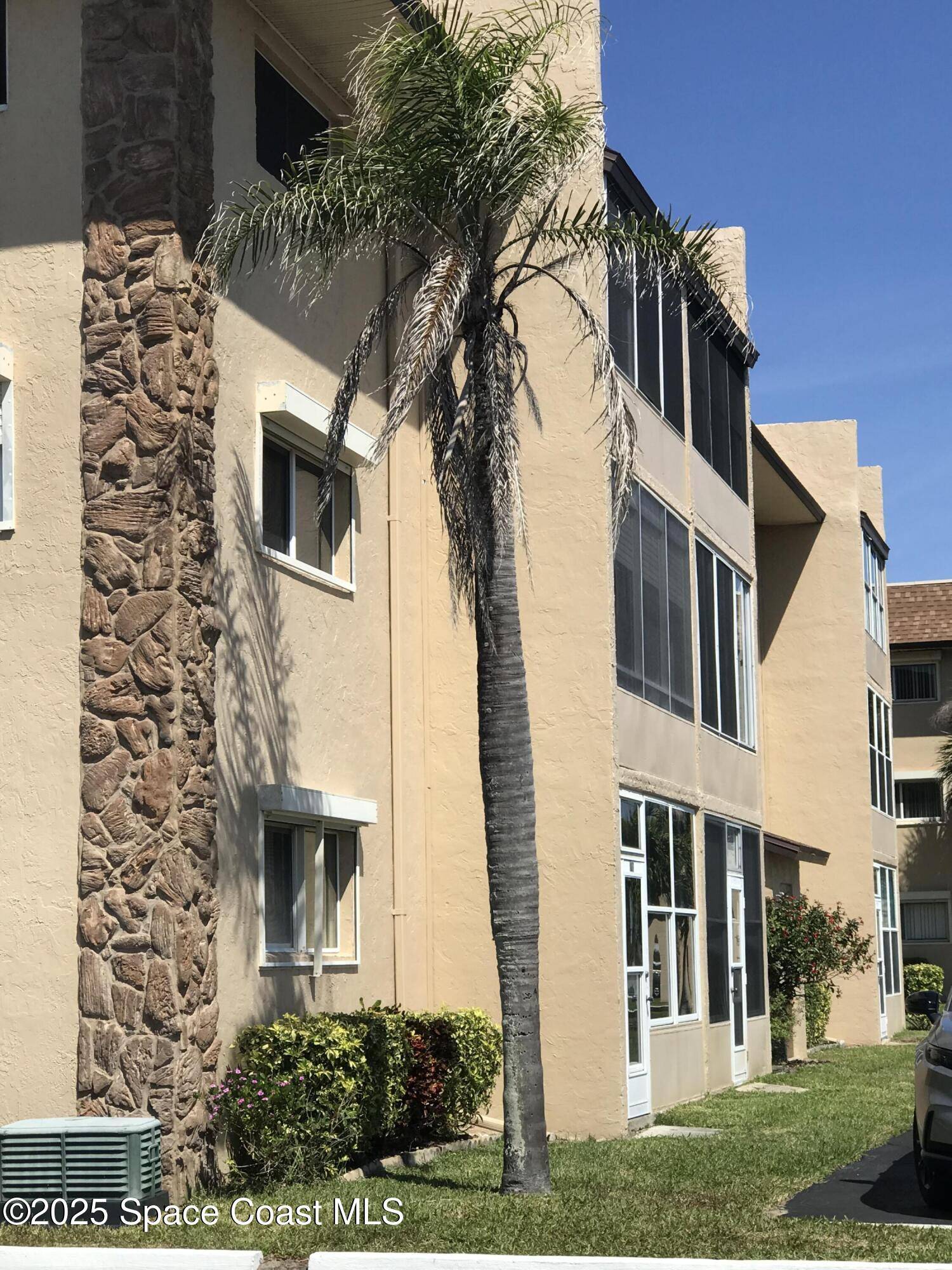 3210 N Harbor City BLVD #107, Melbourne, FL 32935