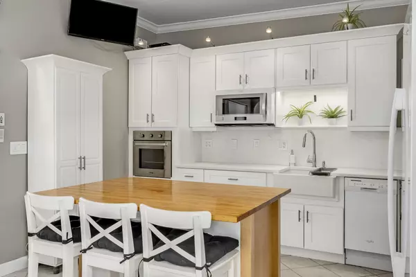 Titusville, FL 32780,120 Windsong WAY