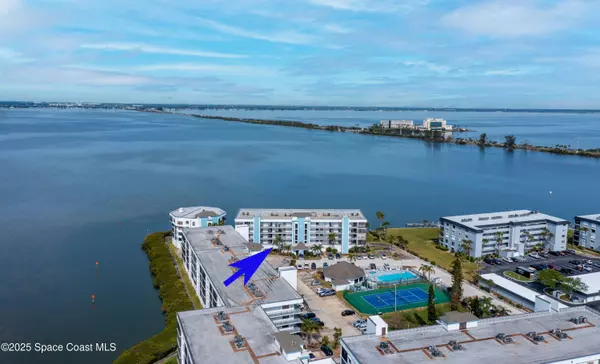 Cocoa Beach, FL 32931,3601 S Banana River BLVD #A202