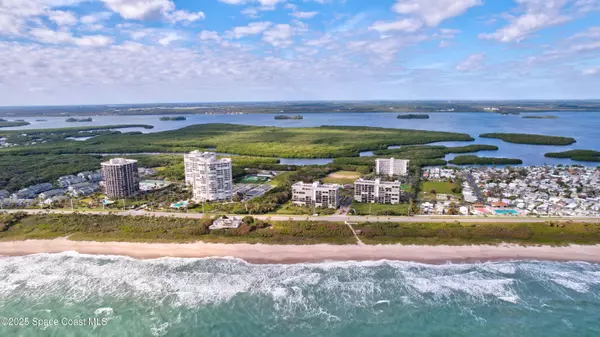 Hutchinson Island, FL 34949,5055 N Highway A1a #102