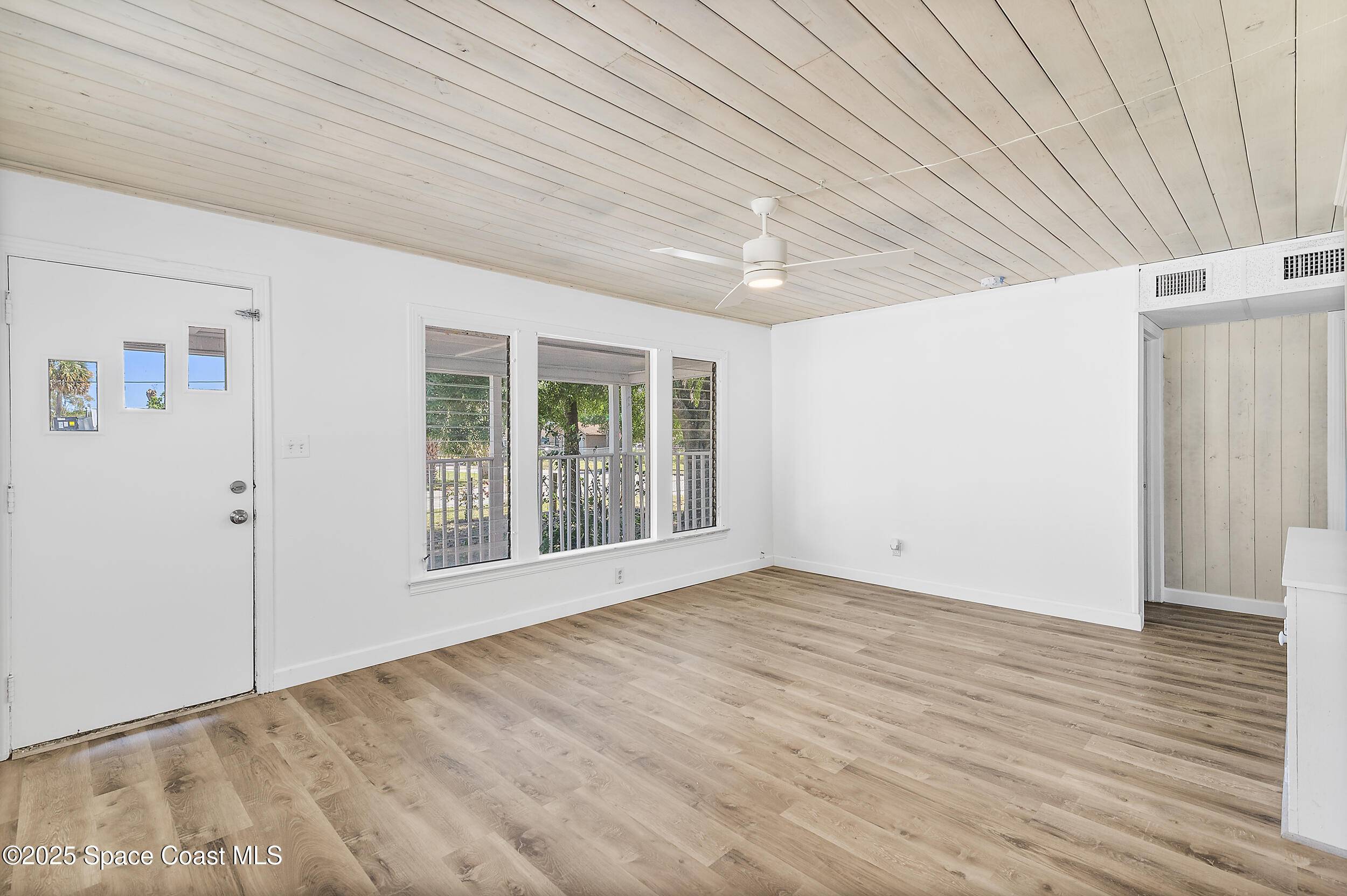 Ft. Pierce, FL 34950,609 S 15th ST