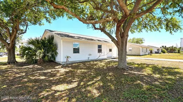 Rockledge, FL 32955,808 Faull LN