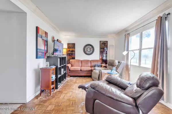 Cocoa, FL 32922,1810 Dixon BLVD