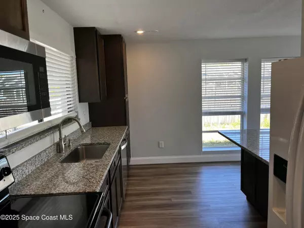 Palm Bay, FL 32905,789 Angle ST NE