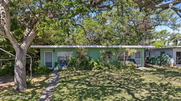 Cocoa Beach, FL 32931,124 Cedar AVE