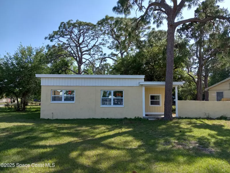 205 Lucas RD, Merritt Island, FL 32953