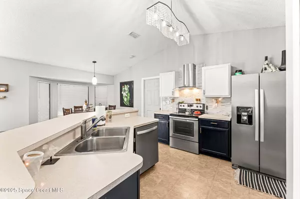 1570 Depew ST SE Palm Bay, FL 32909