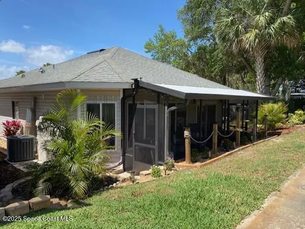 Titusville, FL 32796,2640 Frontier DR #248