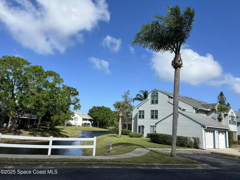 4890 Lake Waterford WAY #1-212, Melbourne, FL 32901