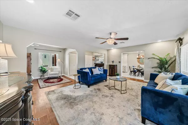 Melbourne, FL 32935,832 Indian River DR