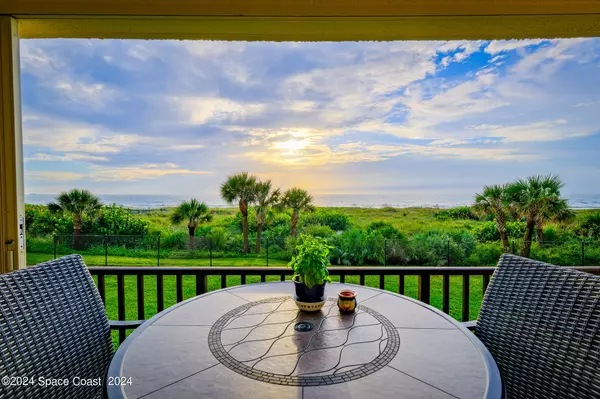 1860 N Atlantic AVE #204, Cocoa Beach, FL 32931