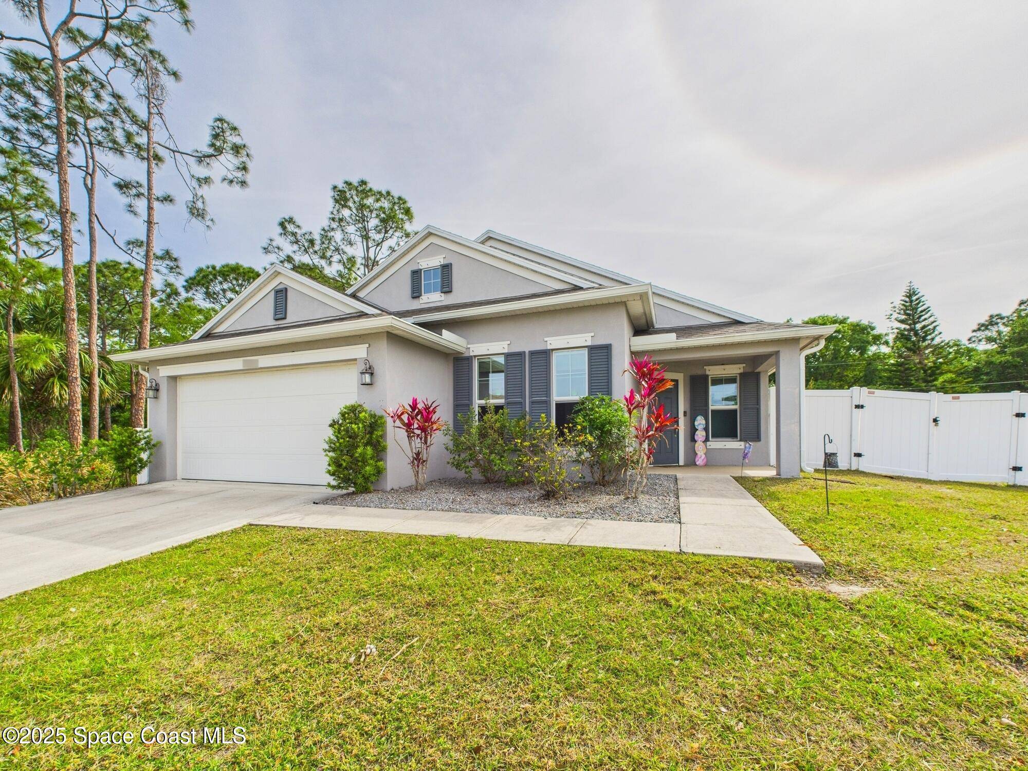 2515 SE Marquez AVE SE, Palm Bay, FL 32909