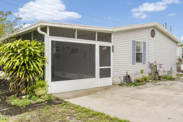 Barefoot Bay, FL 32976,1039 Wren CIR