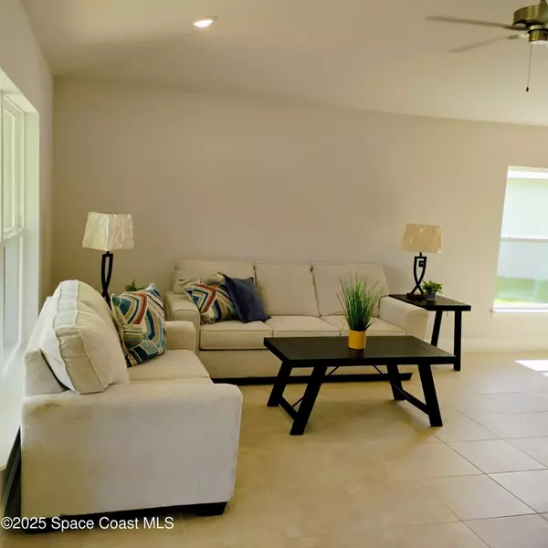 Palm Bay, FL 32907,1105 Kylar DR NW