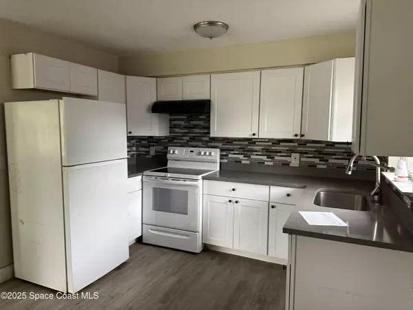 Cocoa, FL 32922,621 S Georgia AVE