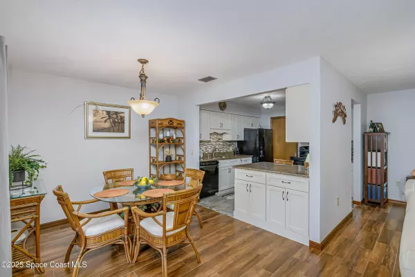 West Melbourne, FL 32904,9025 York LN #11b