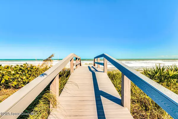 Satellite Beach, FL 32937,581 Highway A1a #701