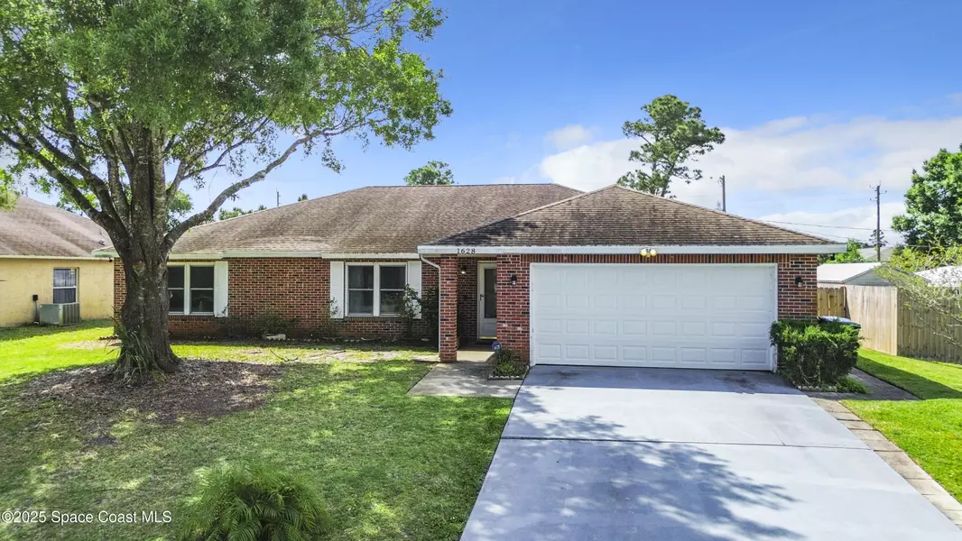 1628 Pueblo ST SE, Palm Bay, FL 32909