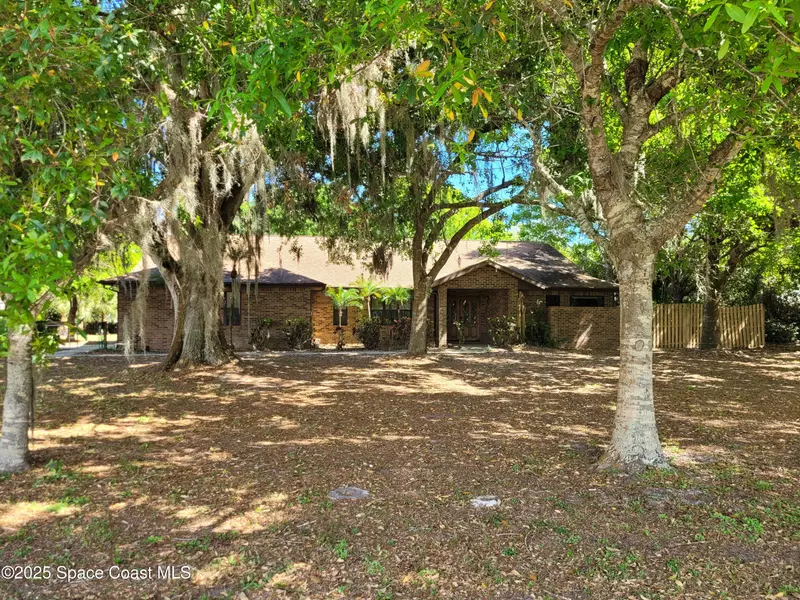 4380 N Tropical TRL, Merritt Island, FL 32953