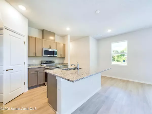Palm Bay, FL 32908,764 Laika RD SW